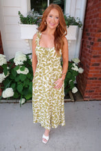 Load image into Gallery viewer, Jungle Print Shift Dress-Lime