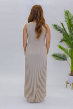 Load image into Gallery viewer, Tally Ribbed Midi Dress- Taupe