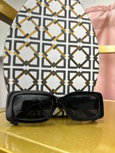 Load image into Gallery viewer, Sunglasses