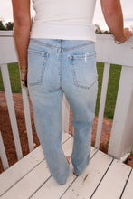 Load image into Gallery viewer, Becky Vintage Straight Jeans