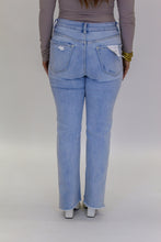 Load image into Gallery viewer, Bella High Rise Raw Hem Jeans