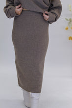 Load image into Gallery viewer, Phoebe Midi Skirt Set