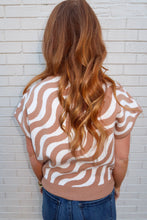 Load image into Gallery viewer, Swirly Printed Top- Coco