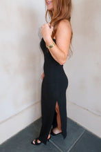 Load image into Gallery viewer, Sleek Strapless Midi Dress-Black