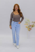 Load image into Gallery viewer, Scalloped Ribbed Top- Coco