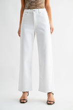 Load image into Gallery viewer, The Classic Straight Jean - White
