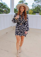 Load image into Gallery viewer, Paula Cheetah Oversize Button Up