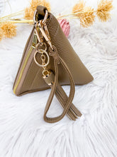 Load image into Gallery viewer, Prism Clutch