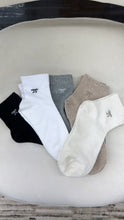 Load image into Gallery viewer, Bow Socks
