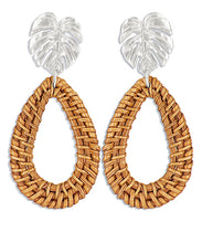 Load image into Gallery viewer, Rattan Terdrop &amp; Monstera Earrings
