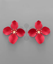 Load image into Gallery viewer, Flower Studs
