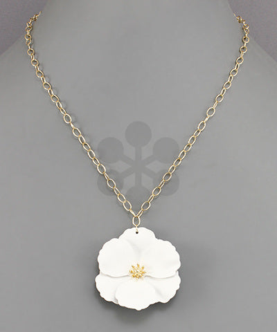 Flower Pendant Necklace