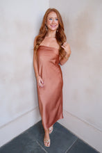 Load image into Gallery viewer, Riles Strapless Midi Dress- Bronze

