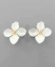 Load image into Gallery viewer, Flower Studs
