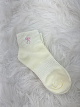 Load image into Gallery viewer, Bow Socks
