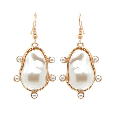 Oval Pearl Dangle Earrings