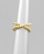 Load image into Gallery viewer, Rope Criss Cross Open Ring
