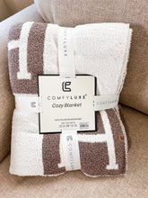 Load image into Gallery viewer, Soft Knit Blankets
