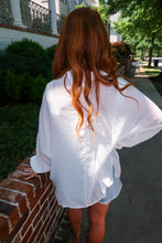 Load image into Gallery viewer, Cover Me Up Button Down-White
