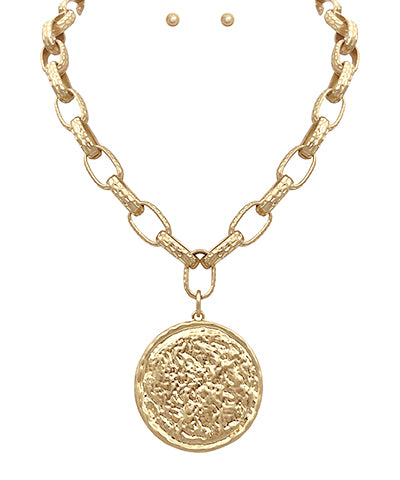 Textured Round Pendant Necklace Set