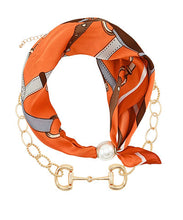 Load image into Gallery viewer, Pearl Scarf &amp; Horsebit Necklace Set
