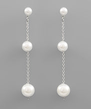 Load image into Gallery viewer, Pearl Drop Earrings
