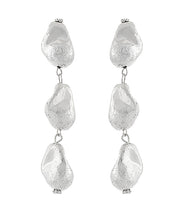 Load image into Gallery viewer, Nugget Shape Earrings
