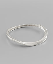Load image into Gallery viewer, Twisted Metal Bracelet
