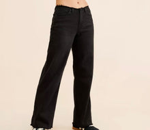 Load image into Gallery viewer, Frayed Waistband Slouchy Wide Leg
