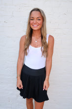 Load image into Gallery viewer, Move It Pleated Tennis Skort-Black
