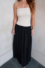 Load image into Gallery viewer, Hazel Strapless Midi Dress-Black
