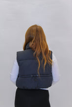 Load image into Gallery viewer, Instant Confidence Cropped Puffer Vest- Black
