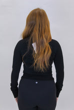 Load image into Gallery viewer, Seamless Swiftly Long Sleeve Top- Black
