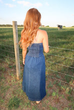 Load image into Gallery viewer, Heartland Strapless Denim Midi Dress
