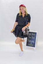 Load image into Gallery viewer, Oh Darling Elastic Waist Shorts- Black
