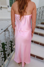 Load image into Gallery viewer, Dreaming Satin Midi Skirt- Pink
