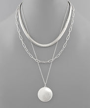 Load image into Gallery viewer, Medallion &amp; Chain Layer Necklace

