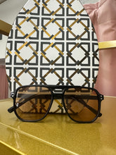 Load image into Gallery viewer, Sunglasses
