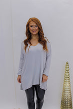 Load image into Gallery viewer, Effortless Oversized Long Sleeve Top- Grey

