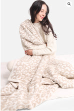 Load image into Gallery viewer, Soft Knit Blankets

