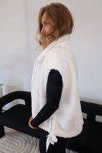 Load image into Gallery viewer, BF Cozy Sherpa Vest Jacket- White
