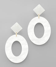 Load image into Gallery viewer, Rhombus Oval Earrings
