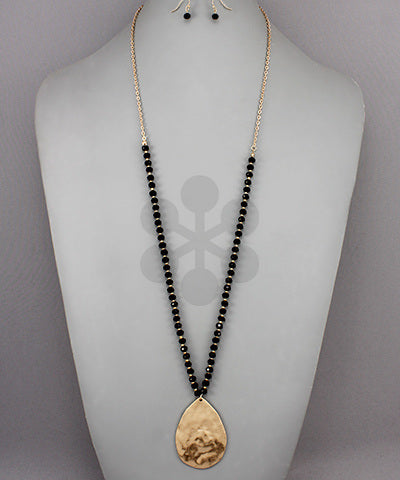 Teardrop Bead Necklace