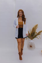 Load image into Gallery viewer, Pearline High Waisted Pleated Shorts- Black
