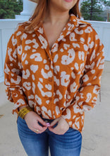 Load image into Gallery viewer, Savvy Animal Print Button Down Shirt-Camel

