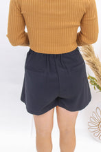 Load image into Gallery viewer, Pearline High Waisted Pleated Shorts- Black

