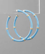 Load image into Gallery viewer, Epoxy Bamboo Hoops
