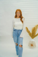 Load image into Gallery viewer, Daze Ruched Top- Off White
