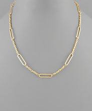 Load image into Gallery viewer, Oval &amp; Chain Necklace
