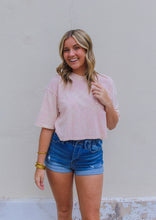 Load image into Gallery viewer, Saylor Casual Crew Neck Crop Tee- Peach
